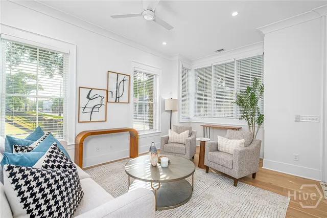 $640,000 | 216 West 43rd Street, Savannah, GA 31401