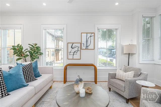 $640,000 | 216 West 43rd Street, Savannah, GA 31401