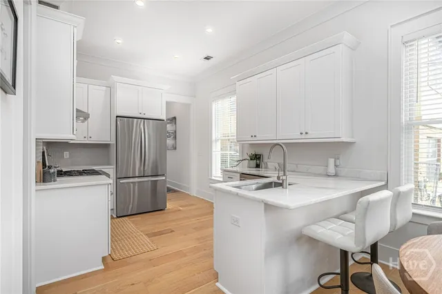 $640,000 | 216 West 43rd Street, Savannah, GA 31401