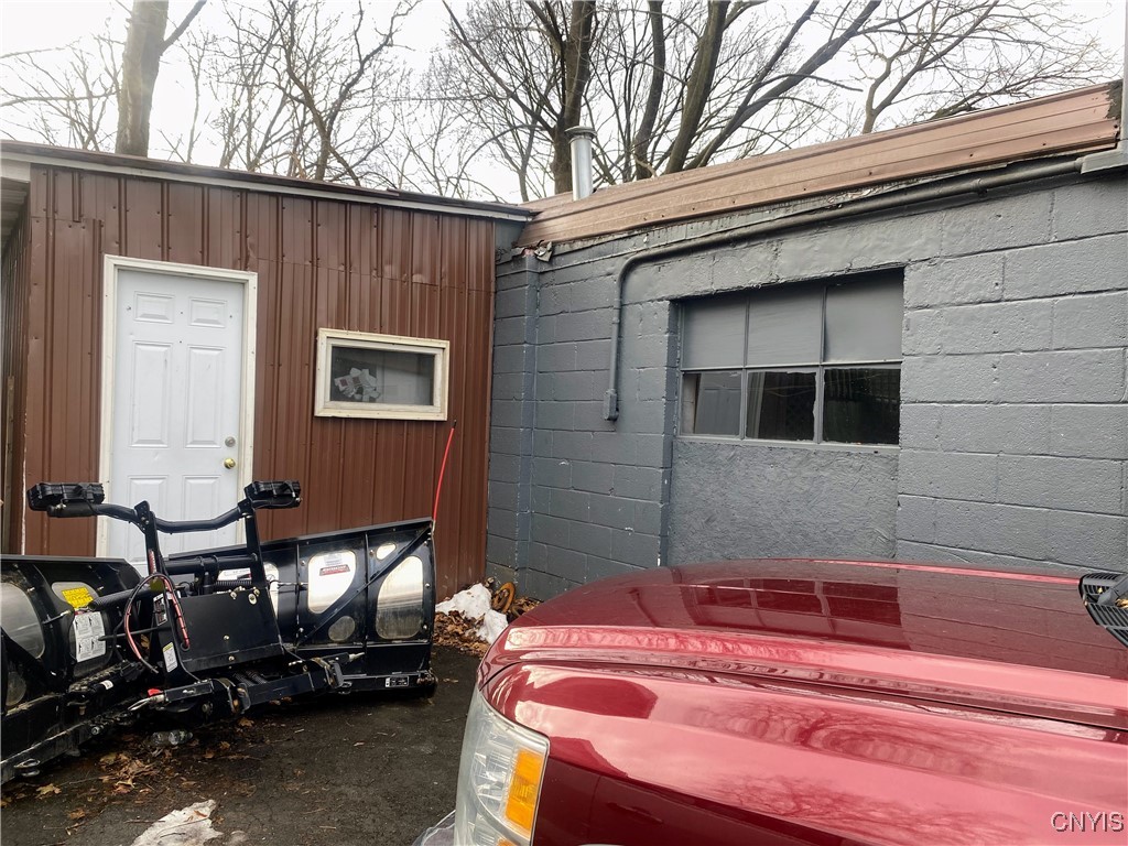 931 Butternut Street Syracuse, NY 13208 - Photo 19 of 23