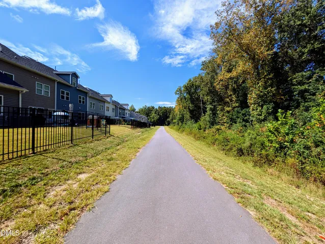 $2,495 | 248 Shingle Oak Road, Wake Forest, NC 27587