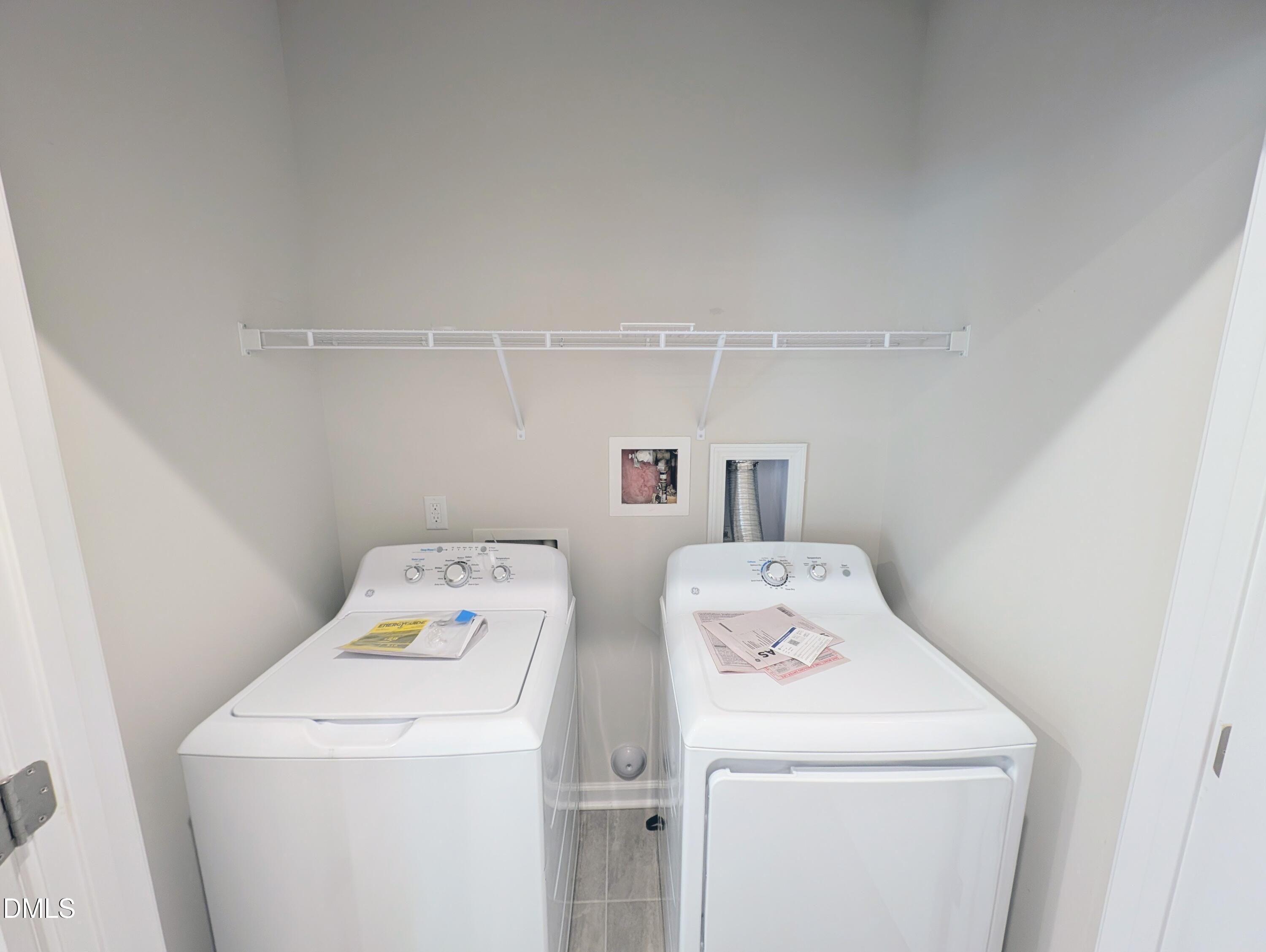 248 Shingle Oak Road Wake Forest, NC 27587 - Photo 8 of 32 PXL_20250909_153134818