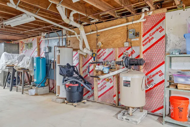 $982,900 | 133-137 Browns Pasture Road, Strafford, NH 03884