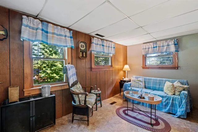 $982,900 | 133-137 Browns Pasture Road, Strafford, NH 03884