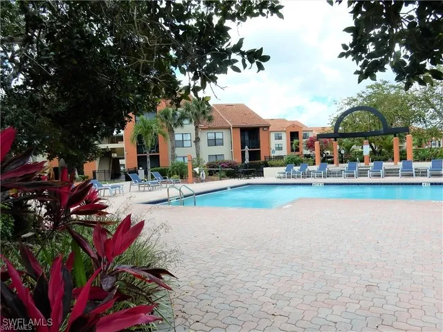 $1,500 | 13555 Eagle Ridge Drive, Unit 912, Fort Myers, FL 33912
