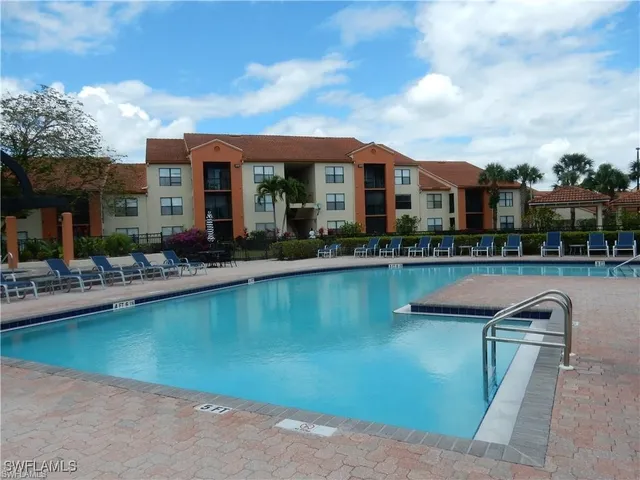 $1,500 | 13555 Eagle Ridge Drive, Unit 912, Fort Myers, FL 33912