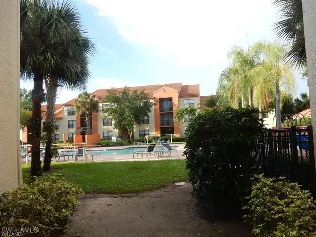 $1,500 | 13555 Eagle Ridge Drive, Unit 912, Fort Myers, FL 33912