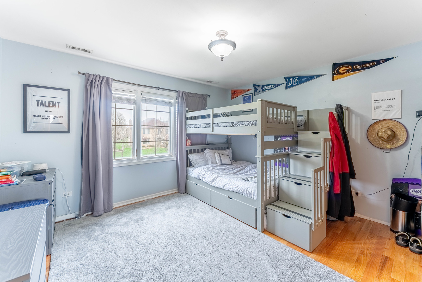 1442 Kinross Street Flossmoor, IL 60422 - Photo 29 of 53 a bed room with a bed and a chair