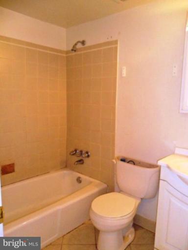 1733 Addison Road South, Unit 1733 District Heights, MD 20747 - Photo 5 of 8 Bath #2