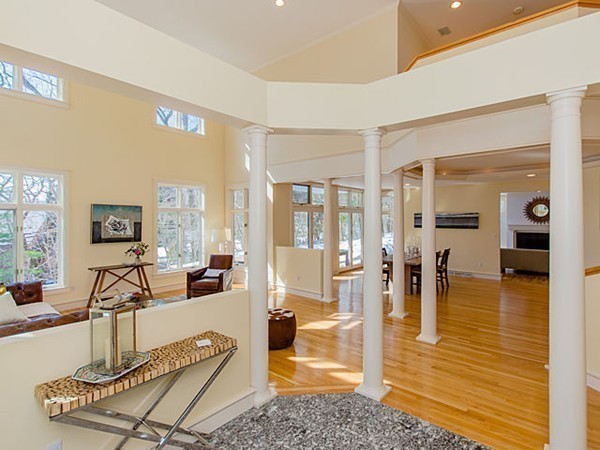 2 Samoset Road Winchester, MA 01890 - Photo 3 of 26