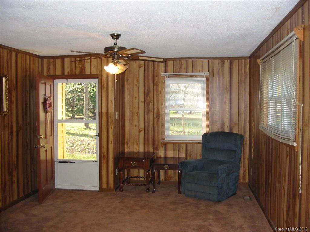 817 Cedar Grove Road Clover, SC 29710 - Photo 4 of 18