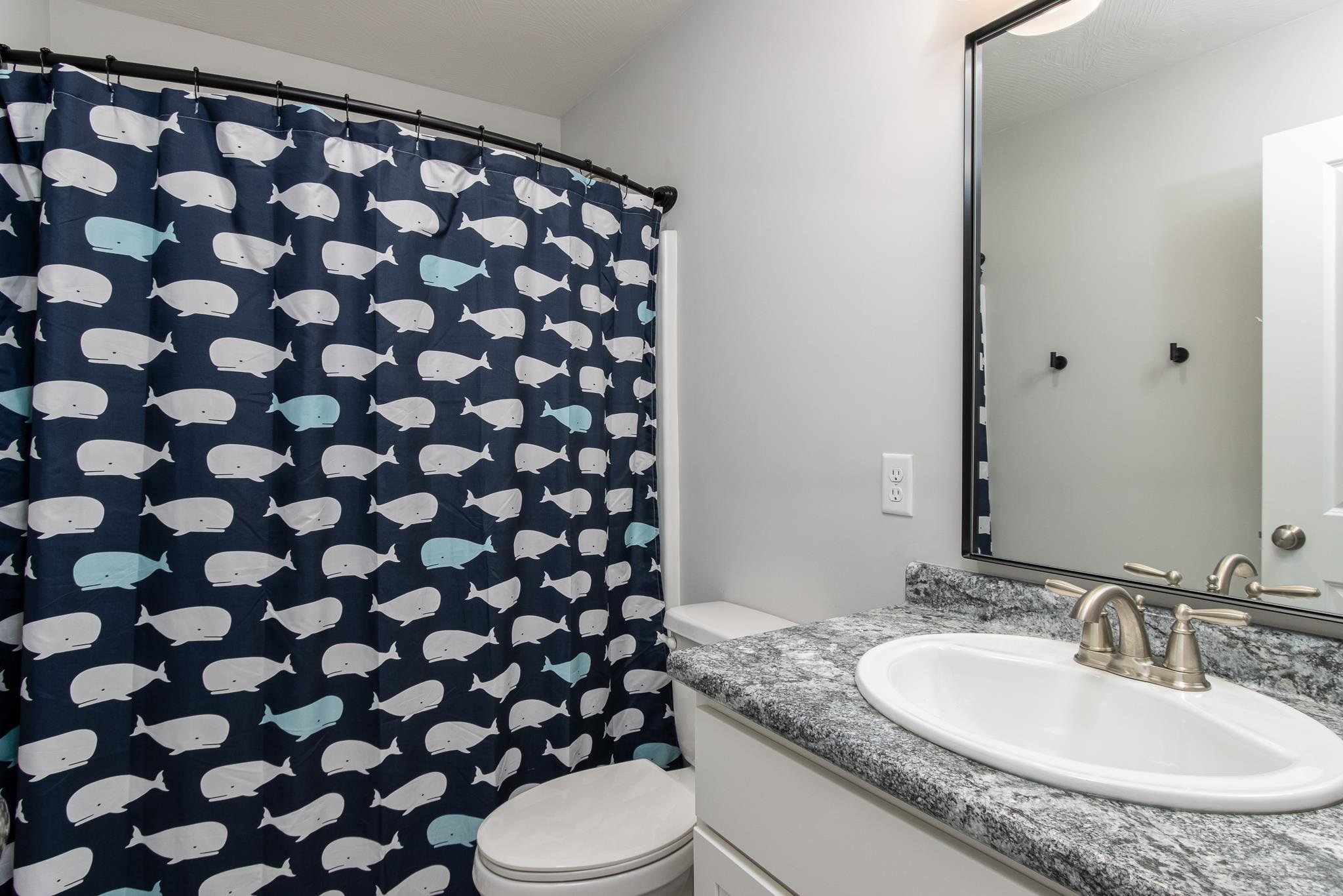 243 University Circle Hooksett, NH 03106 - Photo 22 of 35