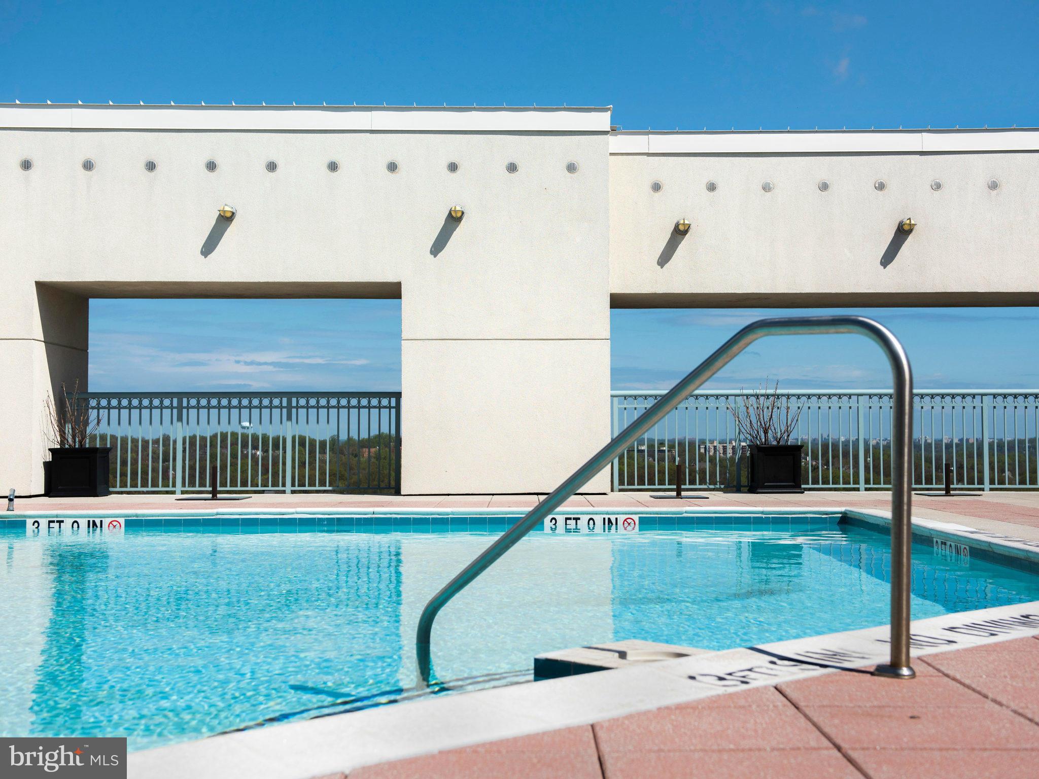 851 North Glebe Road, Unit 403 Arlington, VA 22203 - Photo 21 of 28 a view of entryway