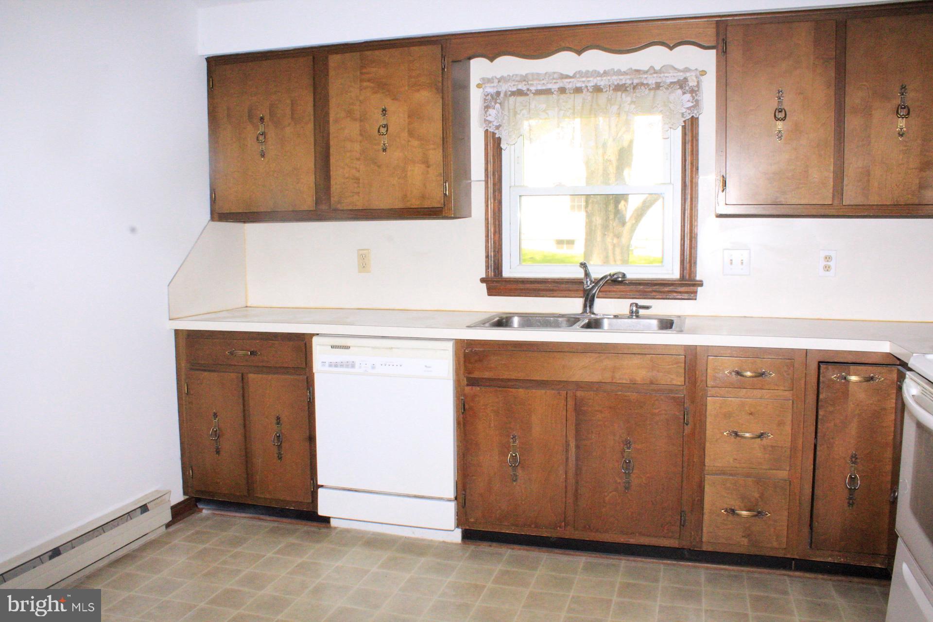 929 Forbes Road Carlisle, PA 17013 - Photo 13 of 31 Gallery Image 13