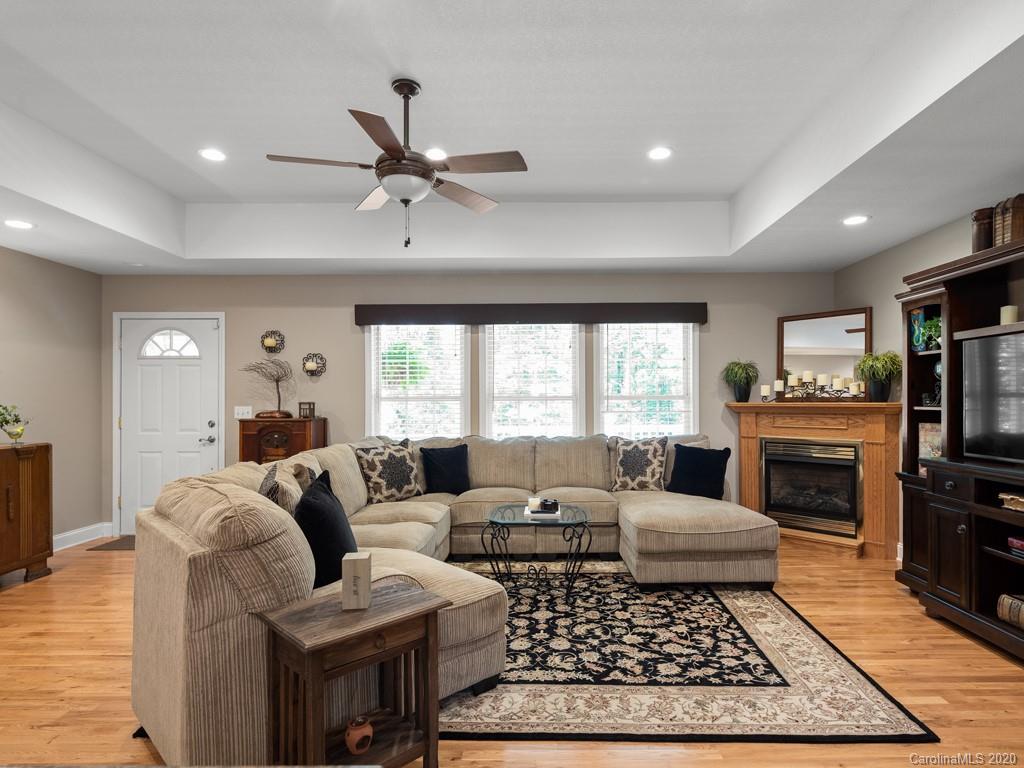904 Mills Gap Road, Unit 3 Fletcher, NC 28732 - Photo 13 of 29 Gallery Image 13