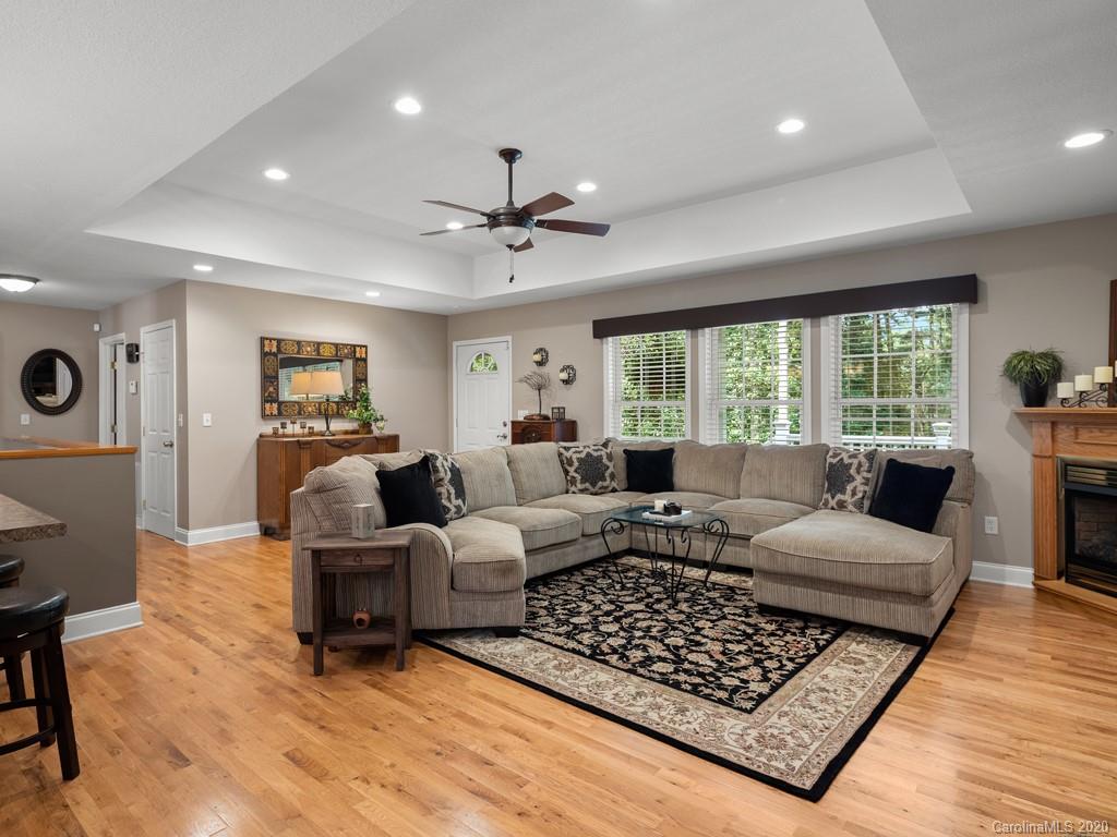 904 Mills Gap Road, Unit 3 Fletcher, NC 28732 - Photo 14 of 29 Gallery Image 14