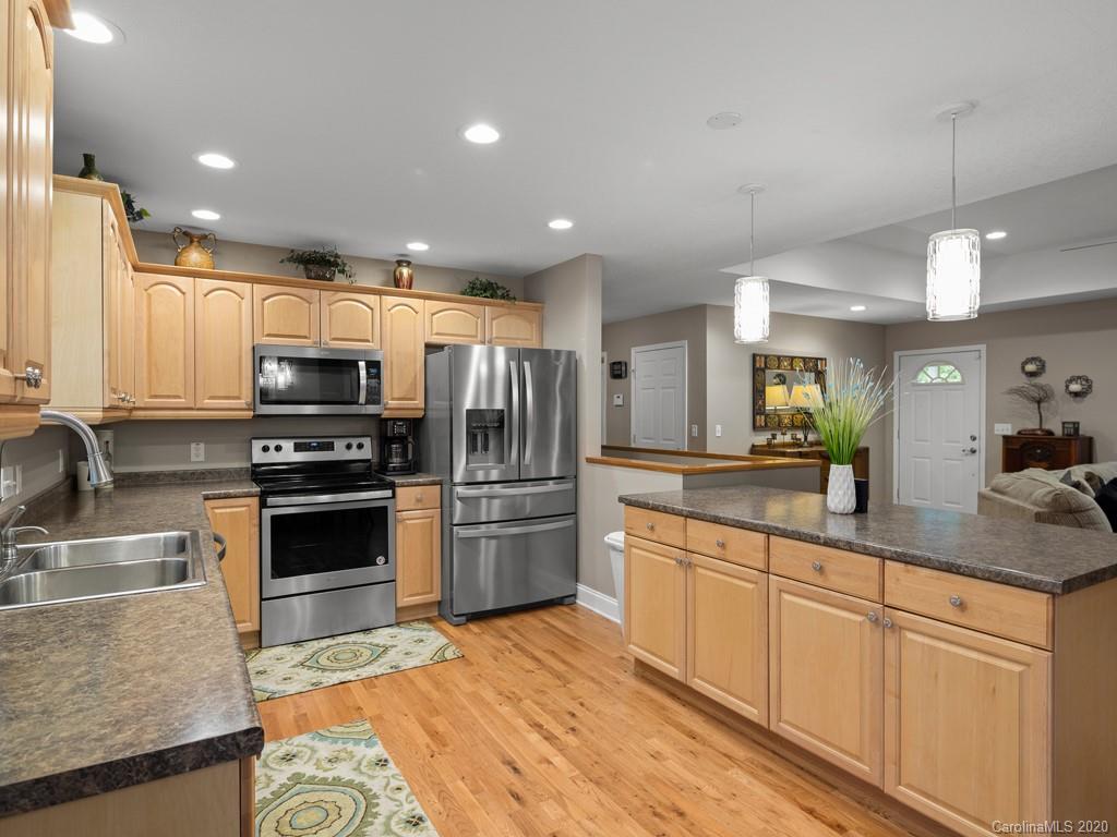 904 Mills Gap Road, Unit 3 Fletcher, NC 28732 - Photo 15 of 29 Gallery Image 15