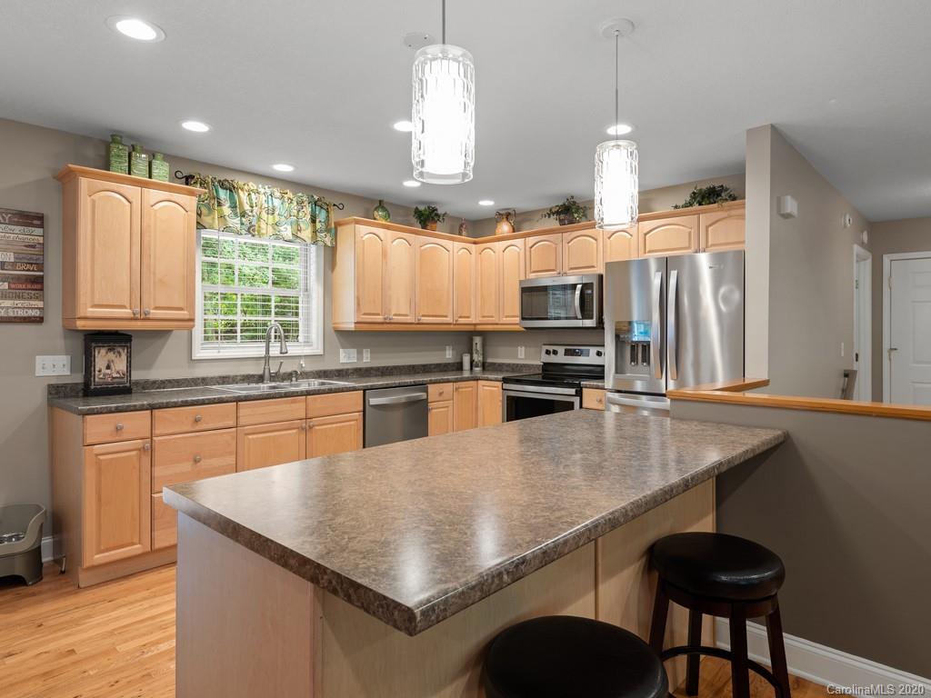 904 Mills Gap Road, Unit 3 Fletcher, NC 28732 - Photo 17 of 29 Gallery Image 17