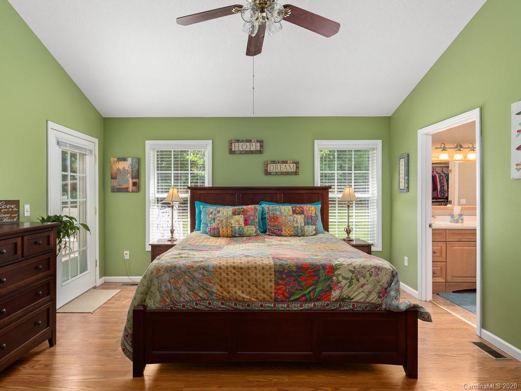904 Mills Gap Road, Unit 3 Fletcher, NC 28732 - Photo 18 of 29 Gallery Image 18