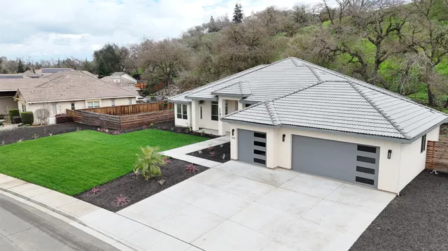 $1,199,950 | 10318 Fox Borough Drive, Oakdale, CA 95361
