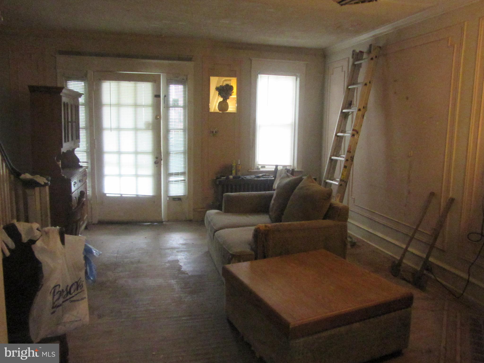 232 Huntley Road Upper Darby, PA 19082 - Photo 5 of 7