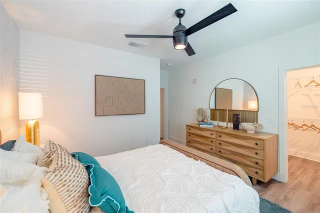 $2,731 | 1420 Lakefront Drive, Unit 1102, Sarasota, FL 34240