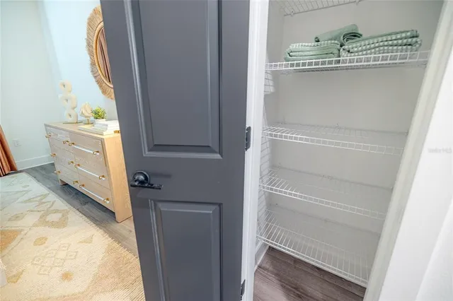 $2,731 | 1420 Lakefront Drive, Unit 1102, Sarasota, FL 34240