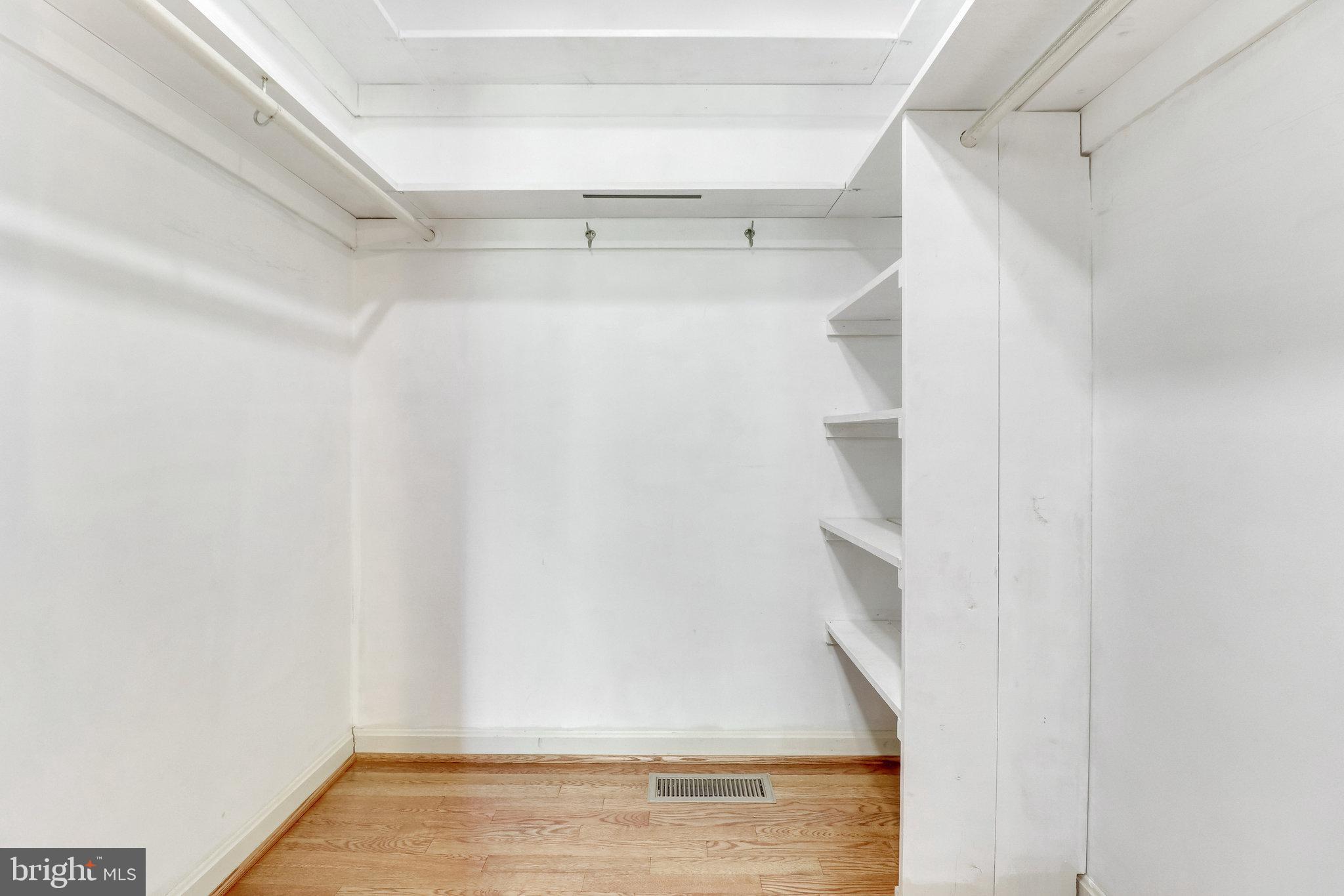 3807 Estel Road Fairfax, VA 22031 - Photo 14 of 32 Primary Walk-in Closet