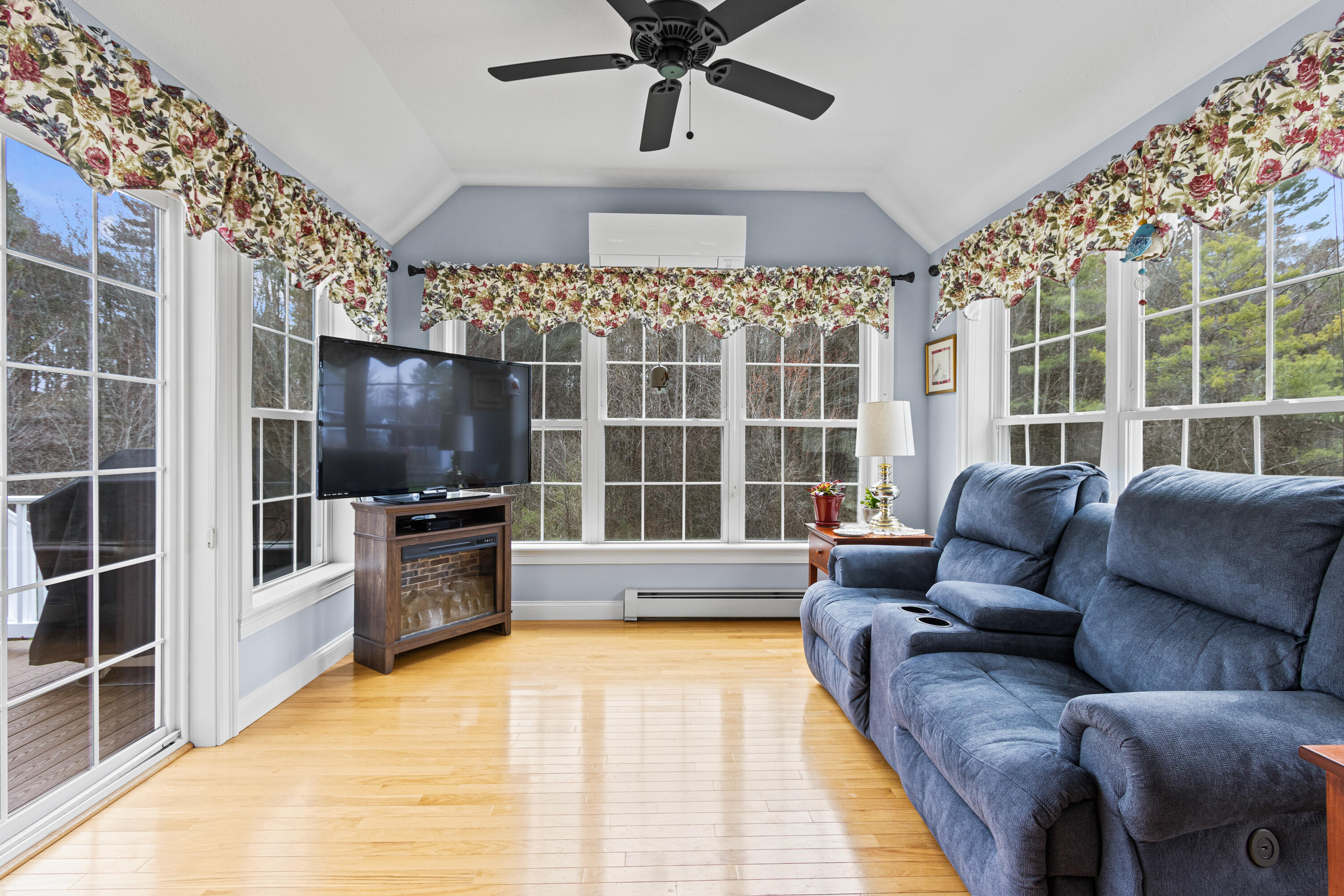 4 Chantelle Way Saco, ME 04072 - Photo 11 of 47 20260429DM-61015