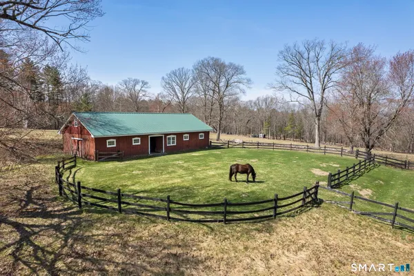 $1,100,000 | 127 Steele Road, New Hartford, CT 06057