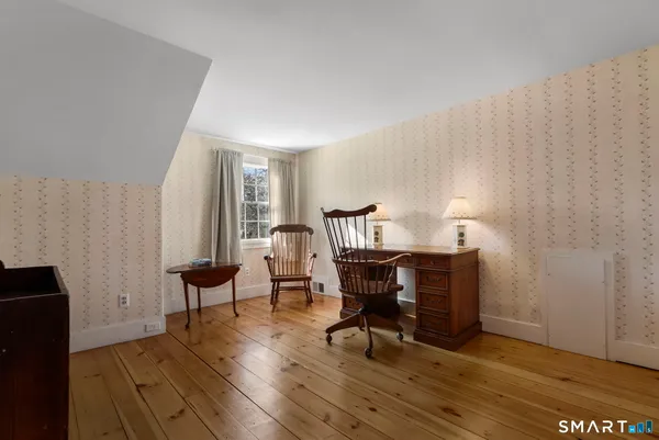 $1,100,000 | 127 Steele Road, New Hartford, CT 06057