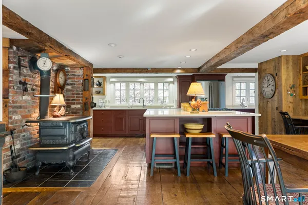 $1,100,000 | 127 Steele Road, New Hartford, CT 06057