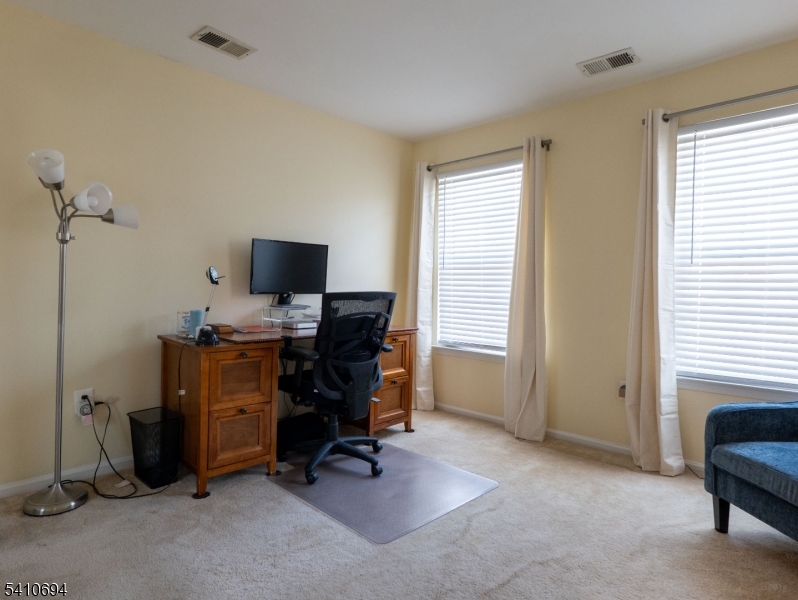 37 Boston Court Newark, NJ 07103 - Photo 21 of 34