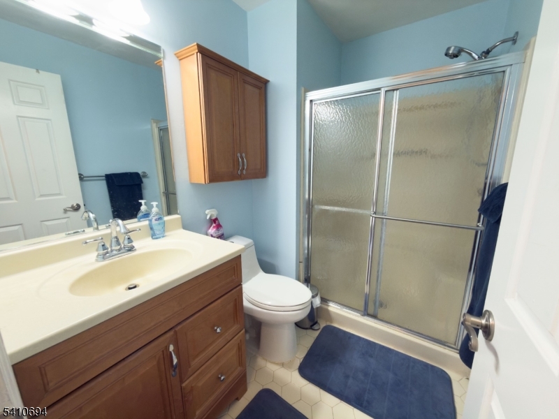 37 Boston Court Newark, NJ 07103 - Photo 24 of 34