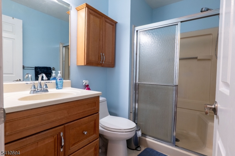 37 Boston Court Newark, NJ 07103 - Photo 27 of 34