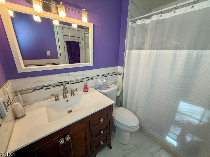 37 Boston Court Newark, NJ 07103 - Photo 31 of 34