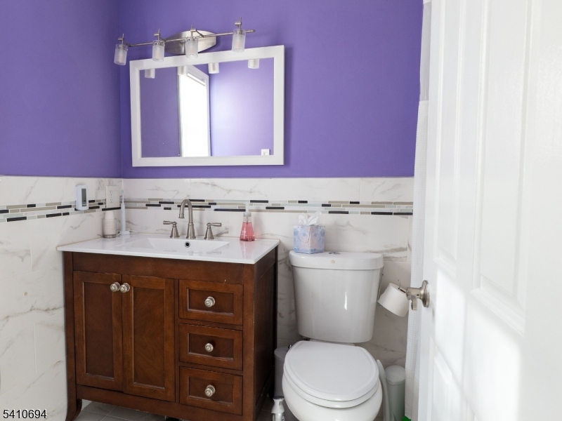 37 Boston Court Newark, NJ 07103 - Photo 32 of 34