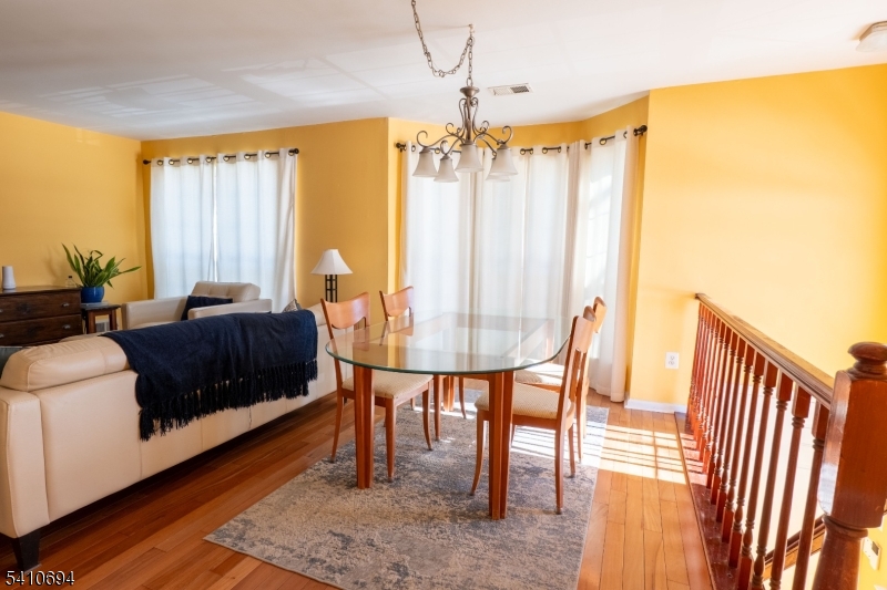 37 Boston Court Newark, NJ 07103 - Photo 7 of 34