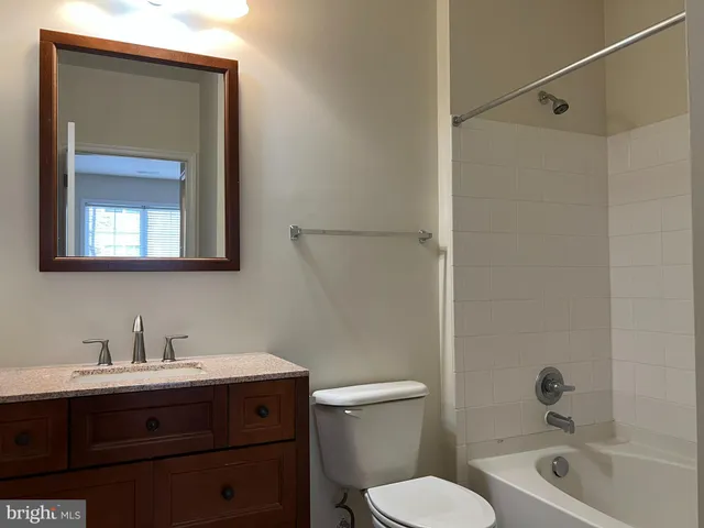 $2,200 | 3840 Lightfoot Street, Unit 240, Chantilly, VA 20151