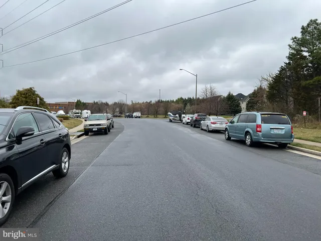 $2,200 | 3840 Lightfoot Street, Unit 240, Chantilly, VA 20151