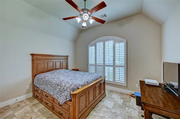 $619,000 | 335 Fox Trail Road, Montgomery, TX 77316