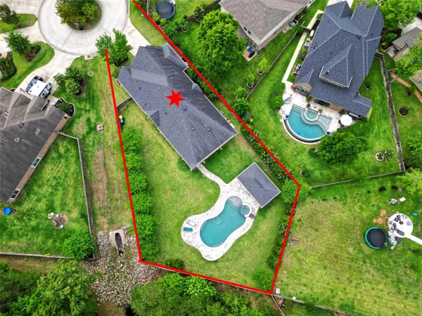 $619,000 | 335 Fox Trail Road, Montgomery, TX 77316