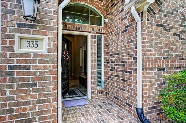 $619,000 | 335 Fox Trail Road, Montgomery, TX 77316