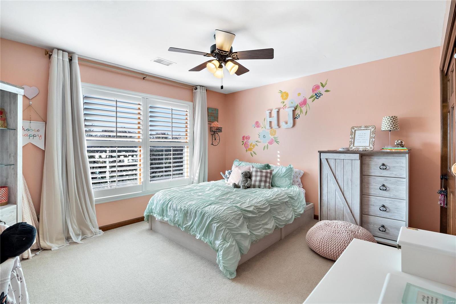 240 Whiting Lane Chesterfield, MO 63005 - Photo 19 of 44