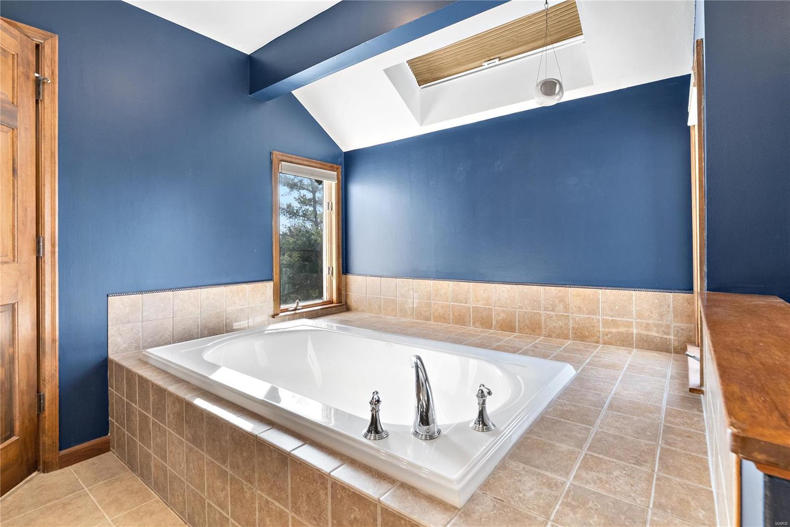 240 Whiting Lane Chesterfield, MO 63005 - Photo 23 of 44