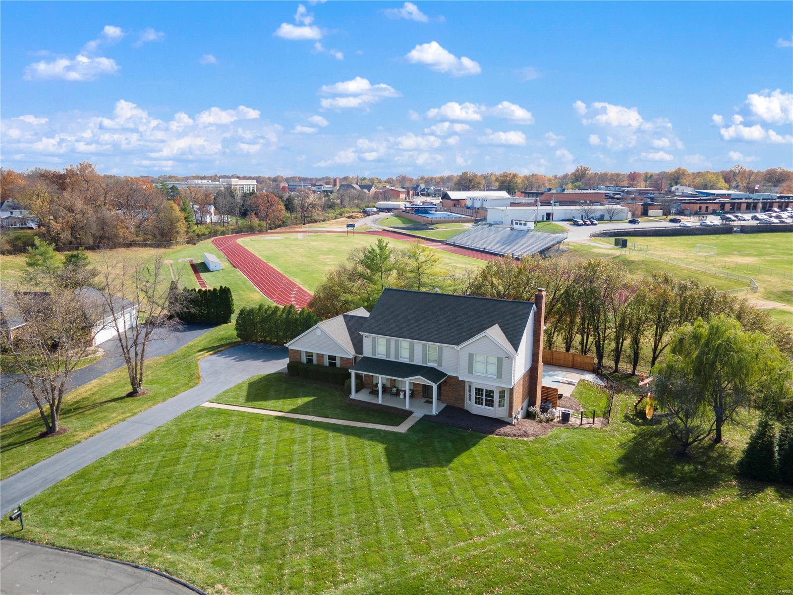 240 Whiting Lane Chesterfield, MO 63005 - Photo 41 of 44