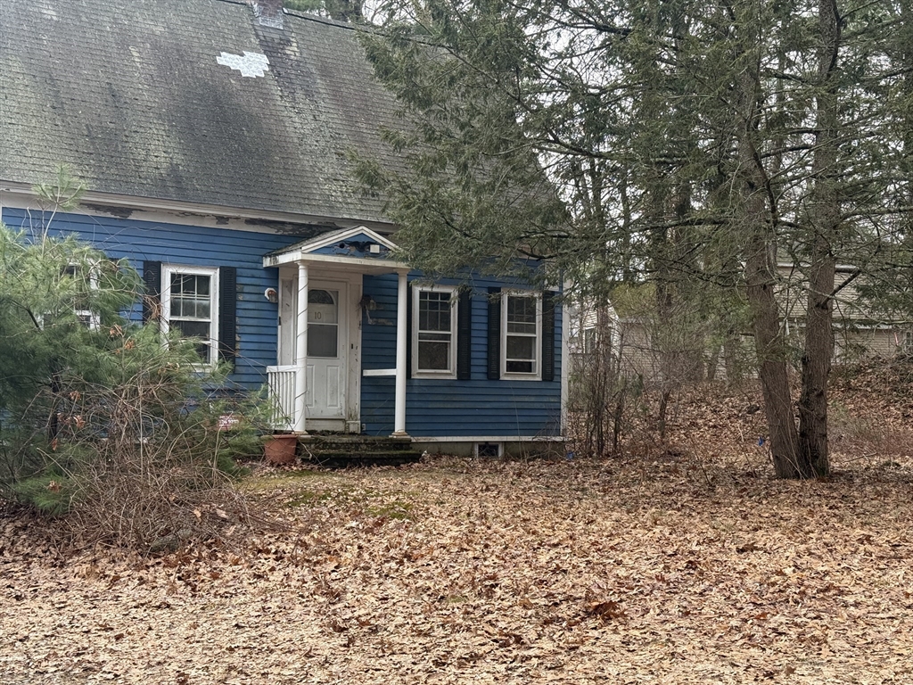 10 Sycamore Road Wrentham, MA 02093 - Photo 1 of 25