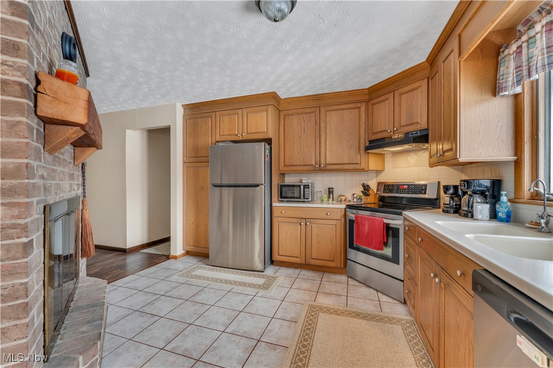 7295 Cool Road Canfield, OH 44406 - Photo 6 of 27 Gallery Image 6
