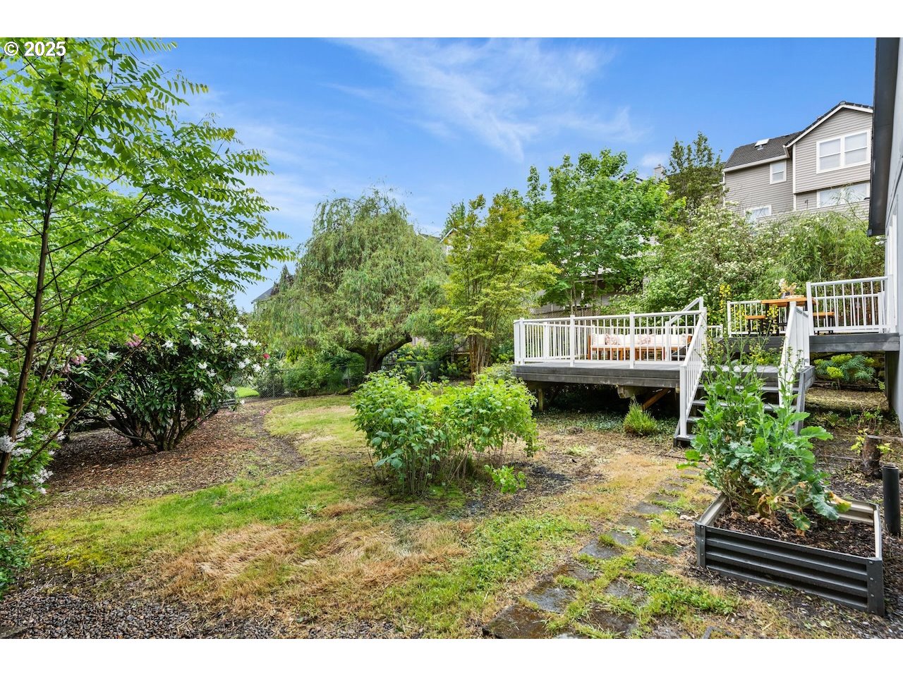 2910 Southwest Miles Street Portland, OR 97219 - Photo 32 of 39 a view of a yard with plants