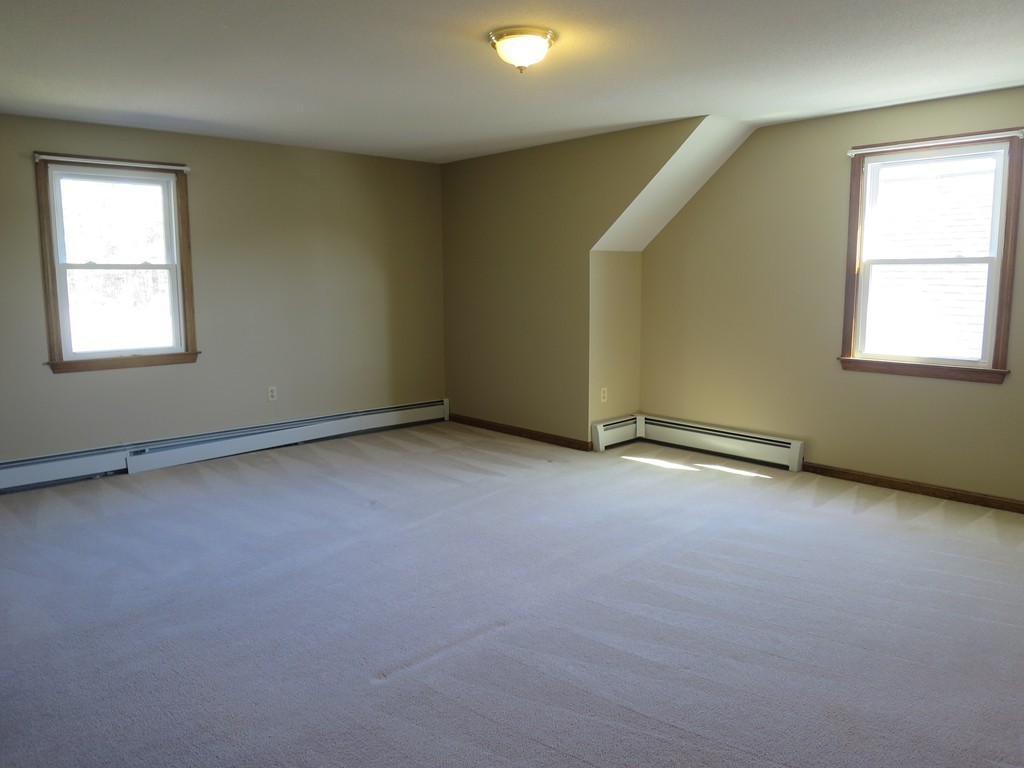 59 Fuller Road Palmer, MA 01069 - Photo 21 of 24 Gallery Image 21
